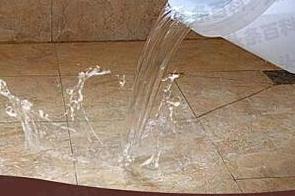 东乡漏水维修 免砸砖防水材料该如何施工
